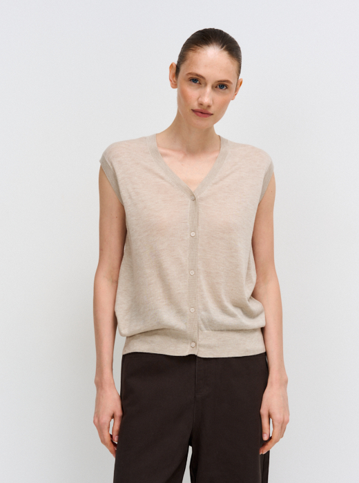 Безымянный кадр6893